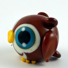 Load image into Gallery viewer, Soren Owl Hand Sculpted Glass Figure